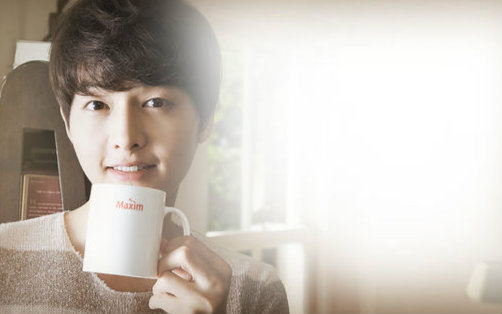 一日一杯——【宋仲基】代言的麦馨咖啡,麦馨top拿铁咖啡饮料