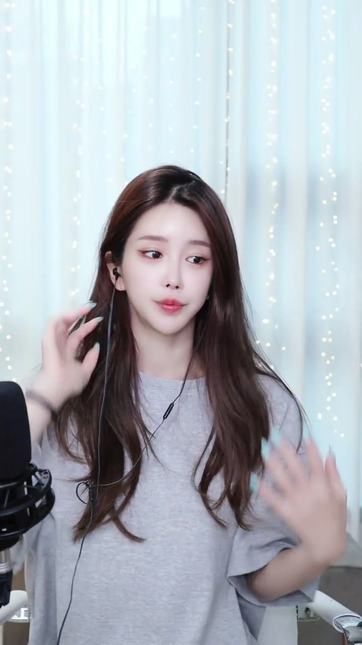 尹素婉_2022-07-31_17-28_33.1min_0_哔哩哔哩_bilibili