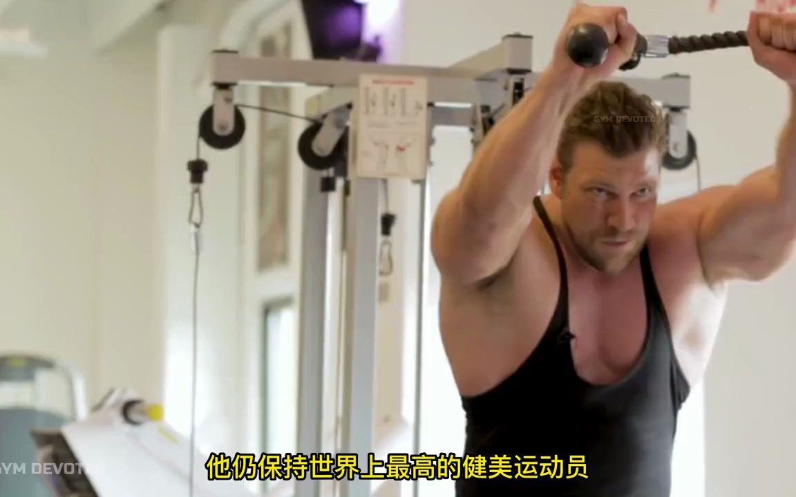 荷兰健美巨人奥利维尔·里希特斯,身高218厘米,身材比例完美!