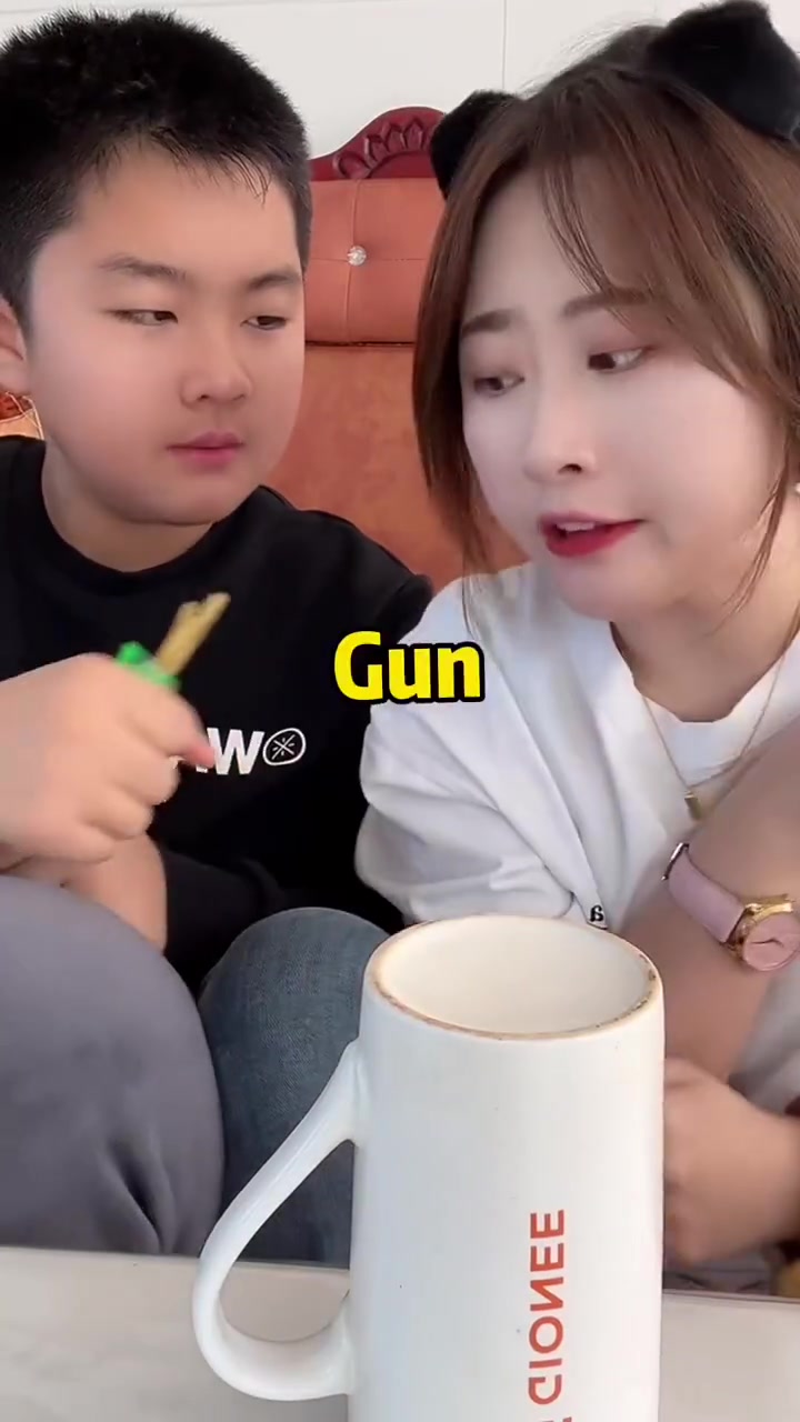 完了芭比q了梁家乐智商开始占领高地了姐弟俩的日常生活