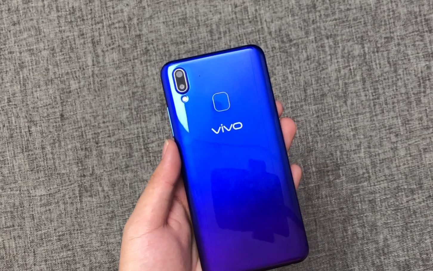 799元的vivo u1开箱,真机上手的那一瞬间:天啊,太良心了吧