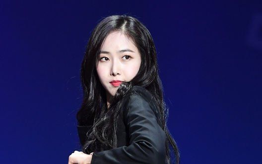 【gfriend】【黄恩妃】画风清奇的大佬飞_哔哩哔哩