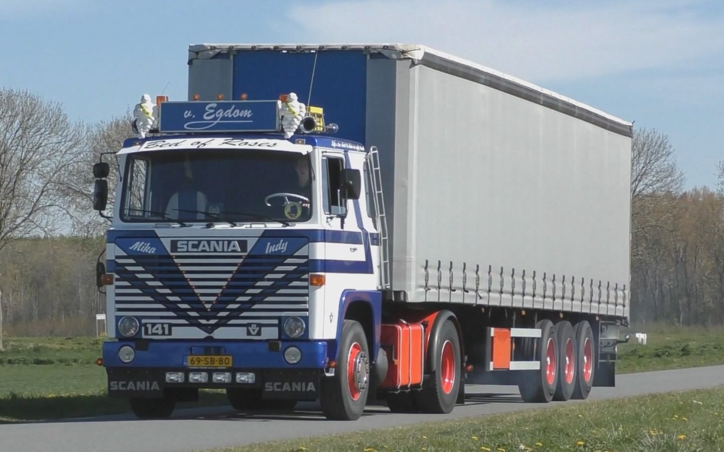 老款斯堪尼亚141 v8卡车声音