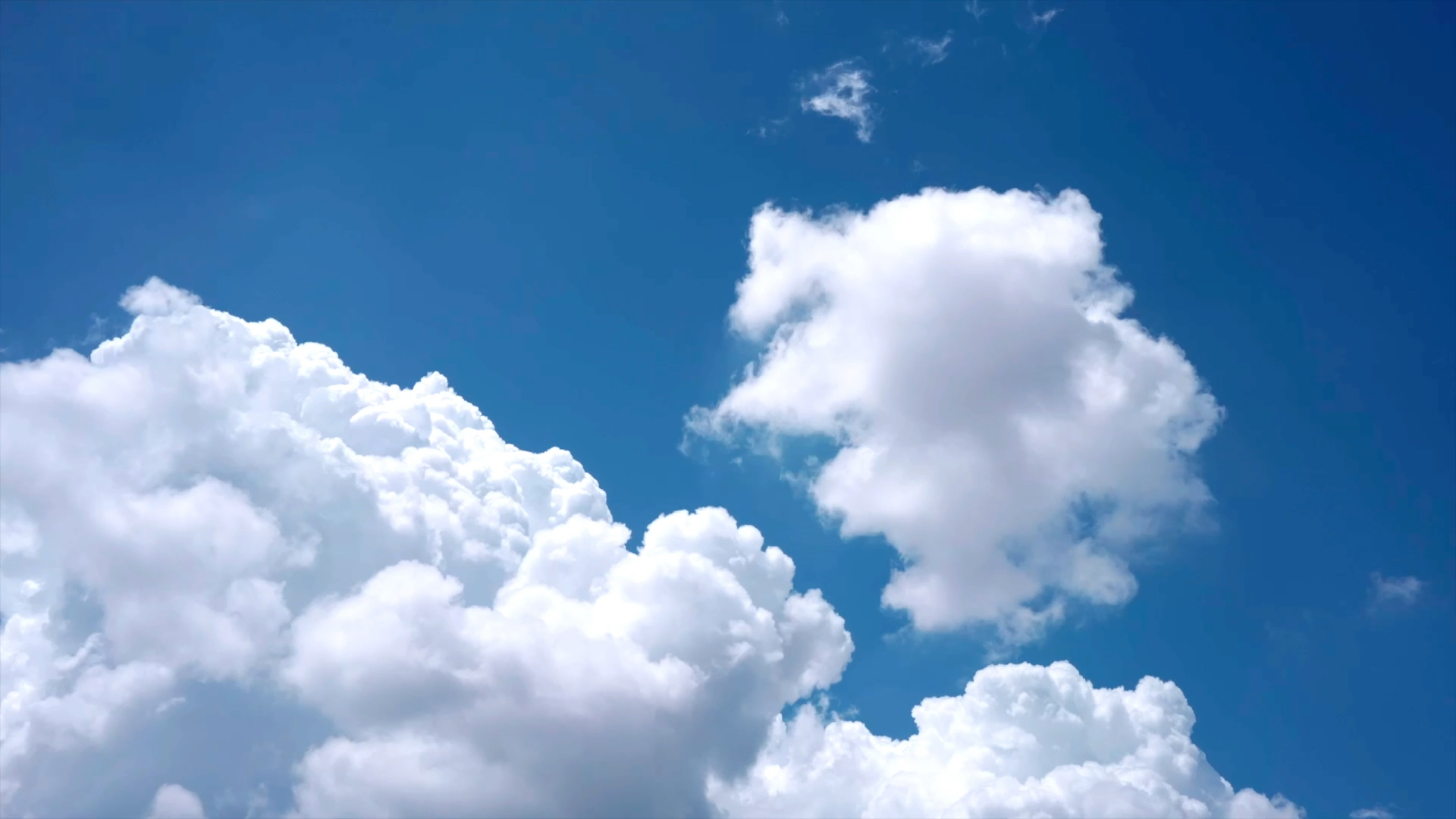 厚厚的浓积云哇