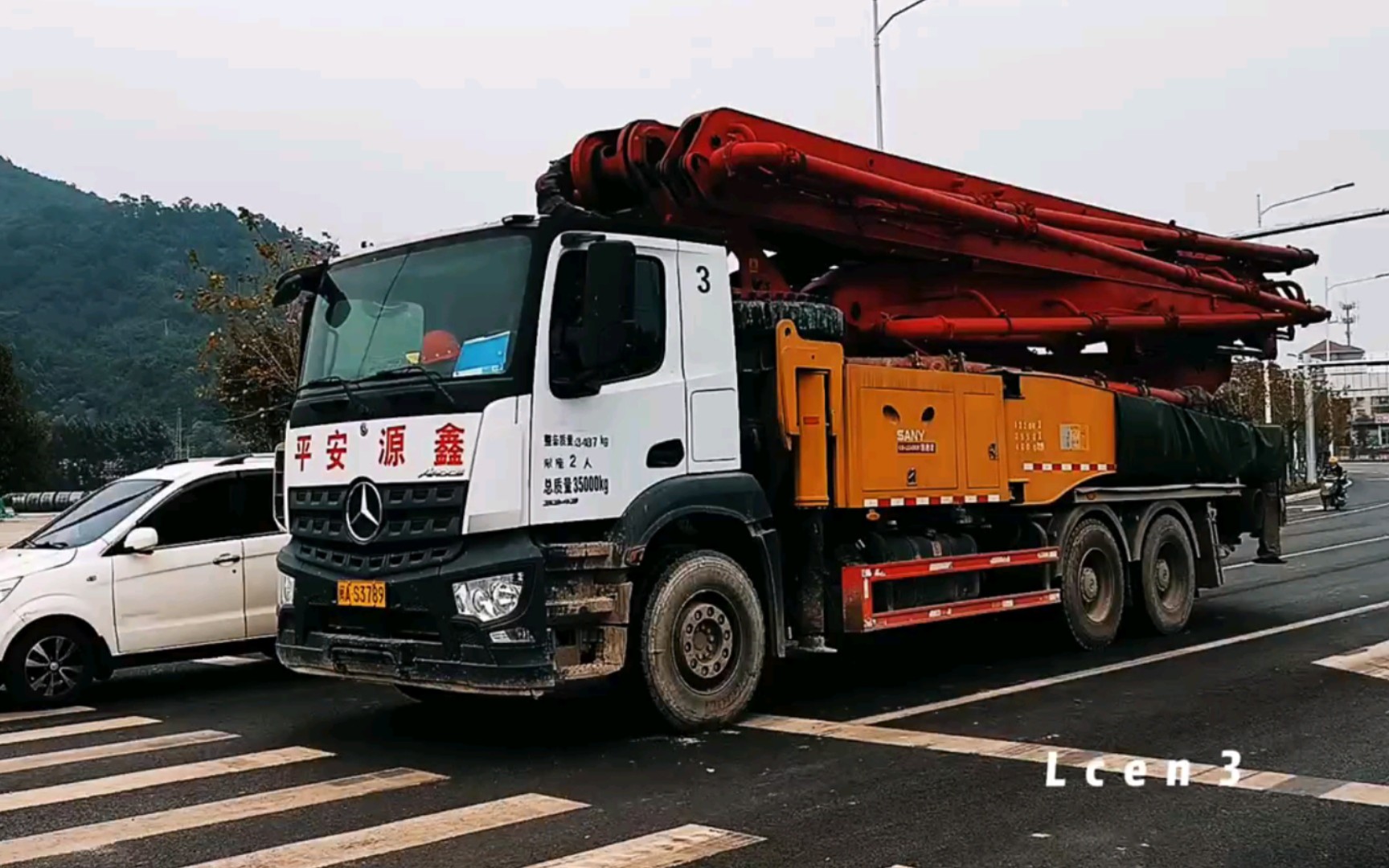 奔驰arocs 3343泵车
