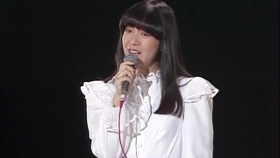 岩崎宏美すみれ色の涙1981年紅白歌合戦 哔哩哔哩 つロ干杯 Bilibili