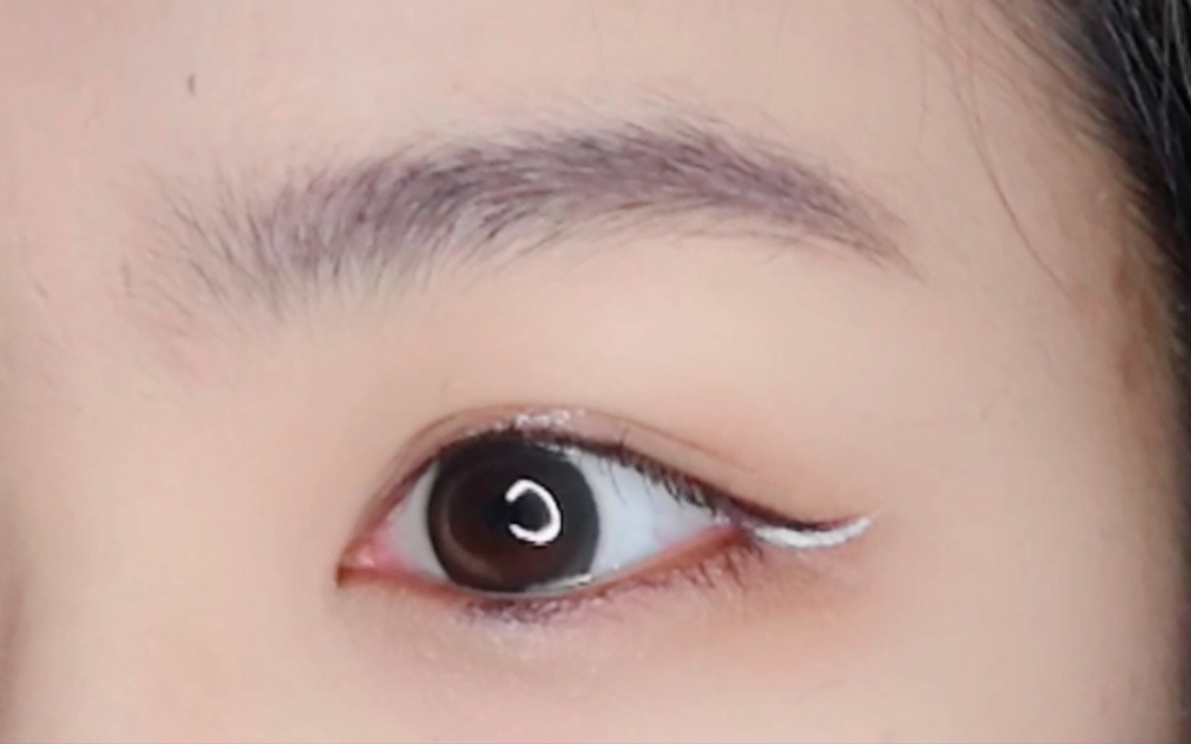 【度度】riva girl白色眼线笔试用～画龙点睛呢!