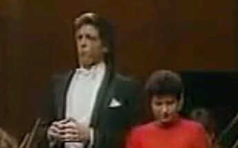 [图]托马斯 汉普森 Mariella Devia - Thomas Hampson - Don Pasquale duet 唐 帕斯夸勒 二重唱 1989