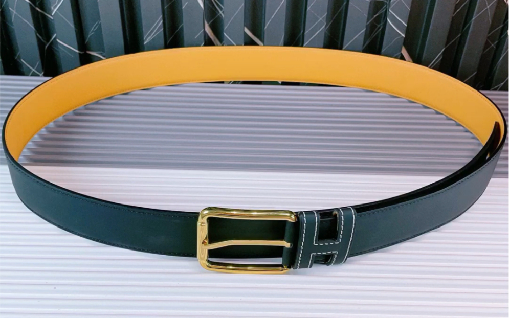 爱马仕高仿皮带 顶级品质,新款原厂平纹牛皮,搭配精品针扣