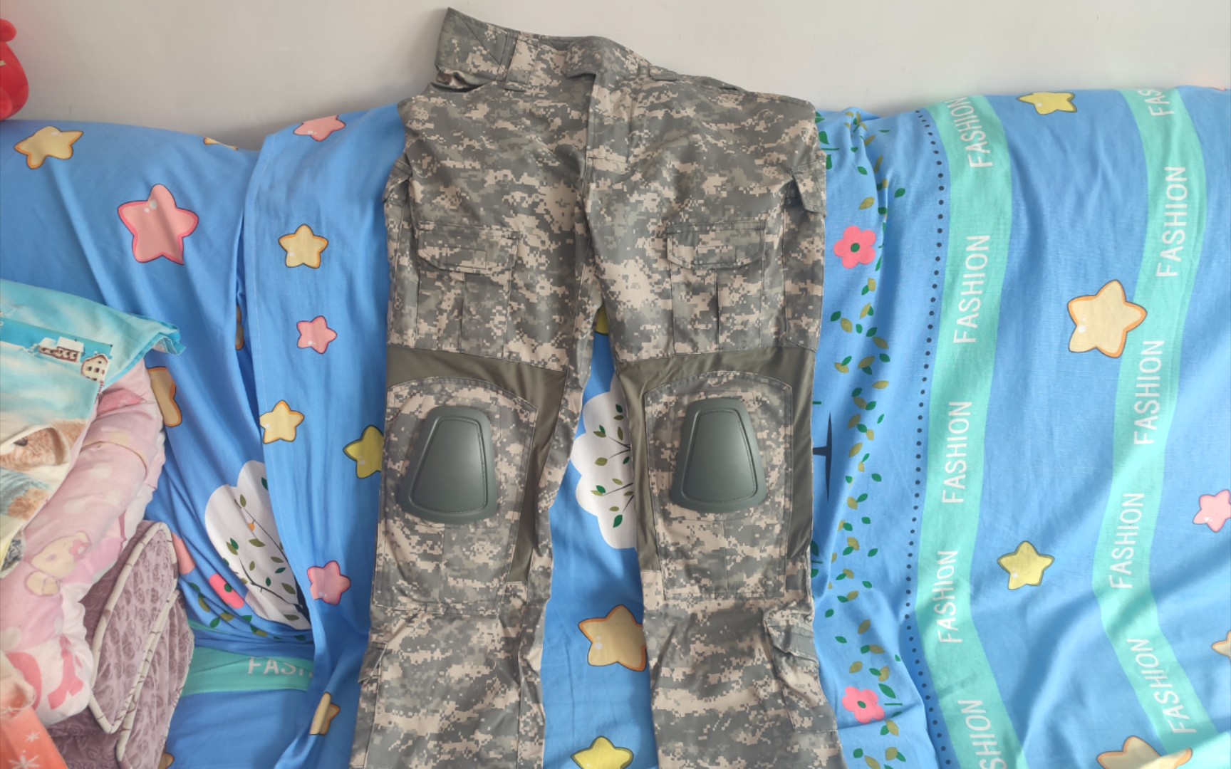 绝版艾默生复刻老学校gen2版型ucp迷彩作战裤,带你穿越时空的军装记忆