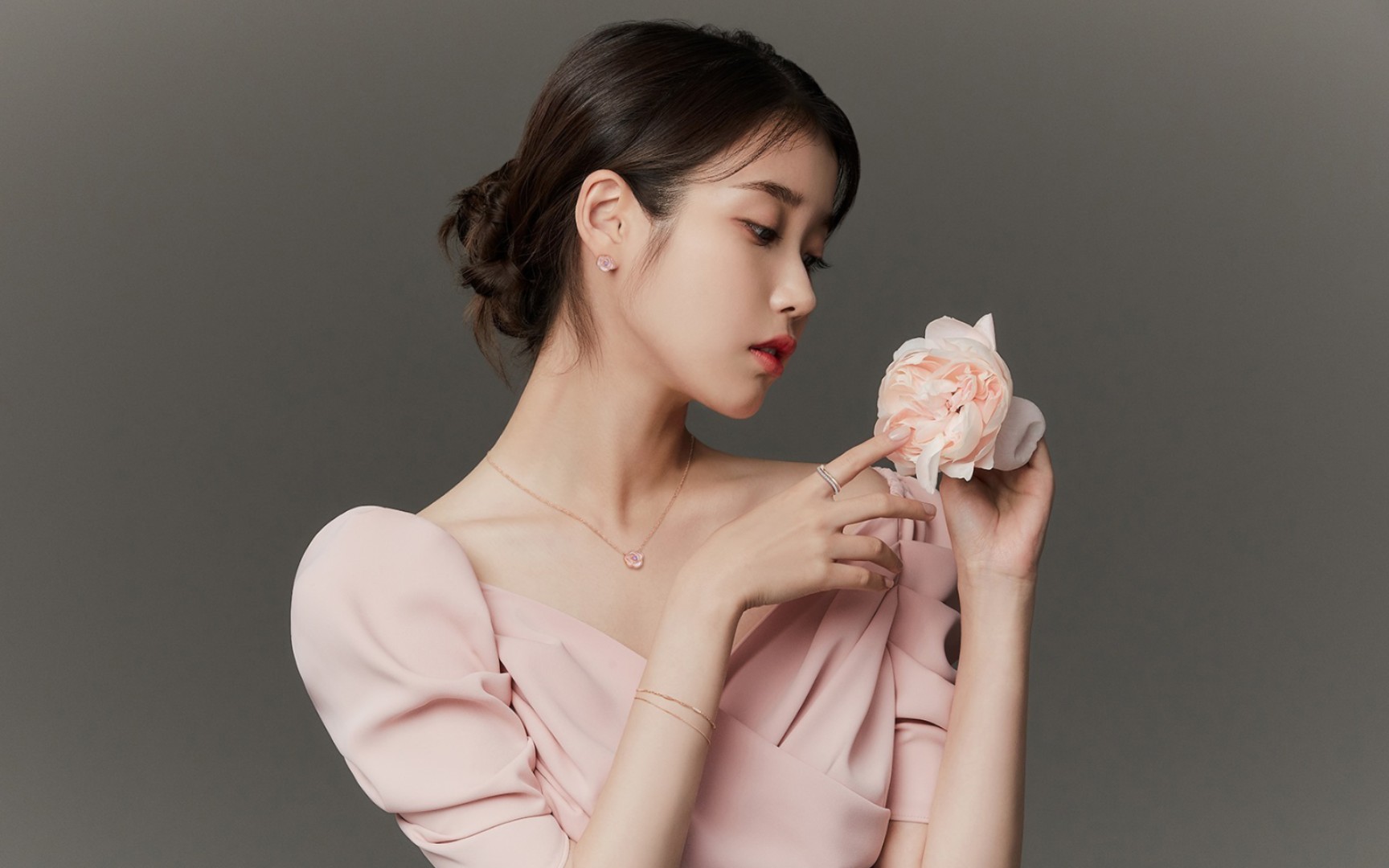 [iu]德鲁纳酒店混剪