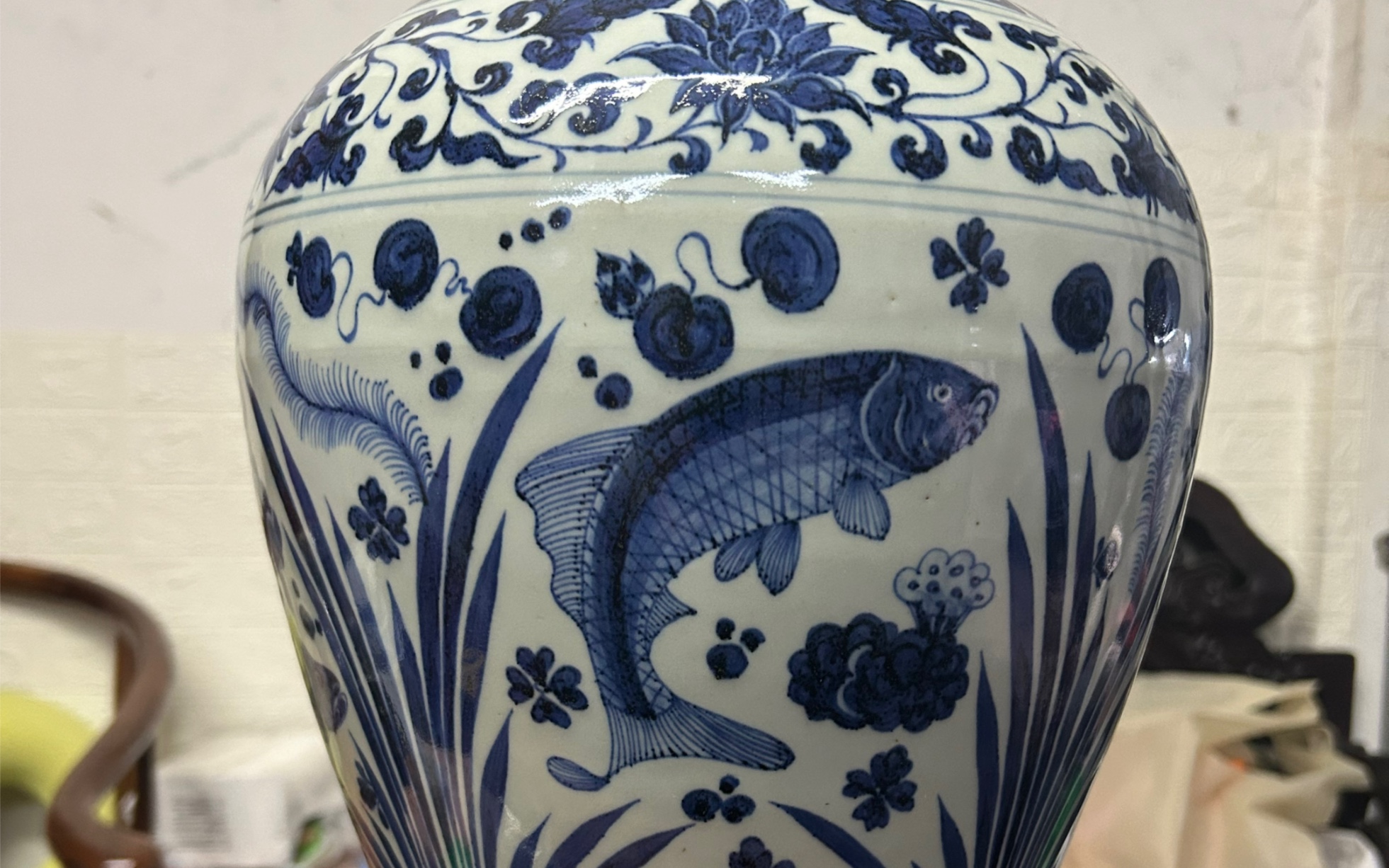 元代青花鱼藻梅瓶