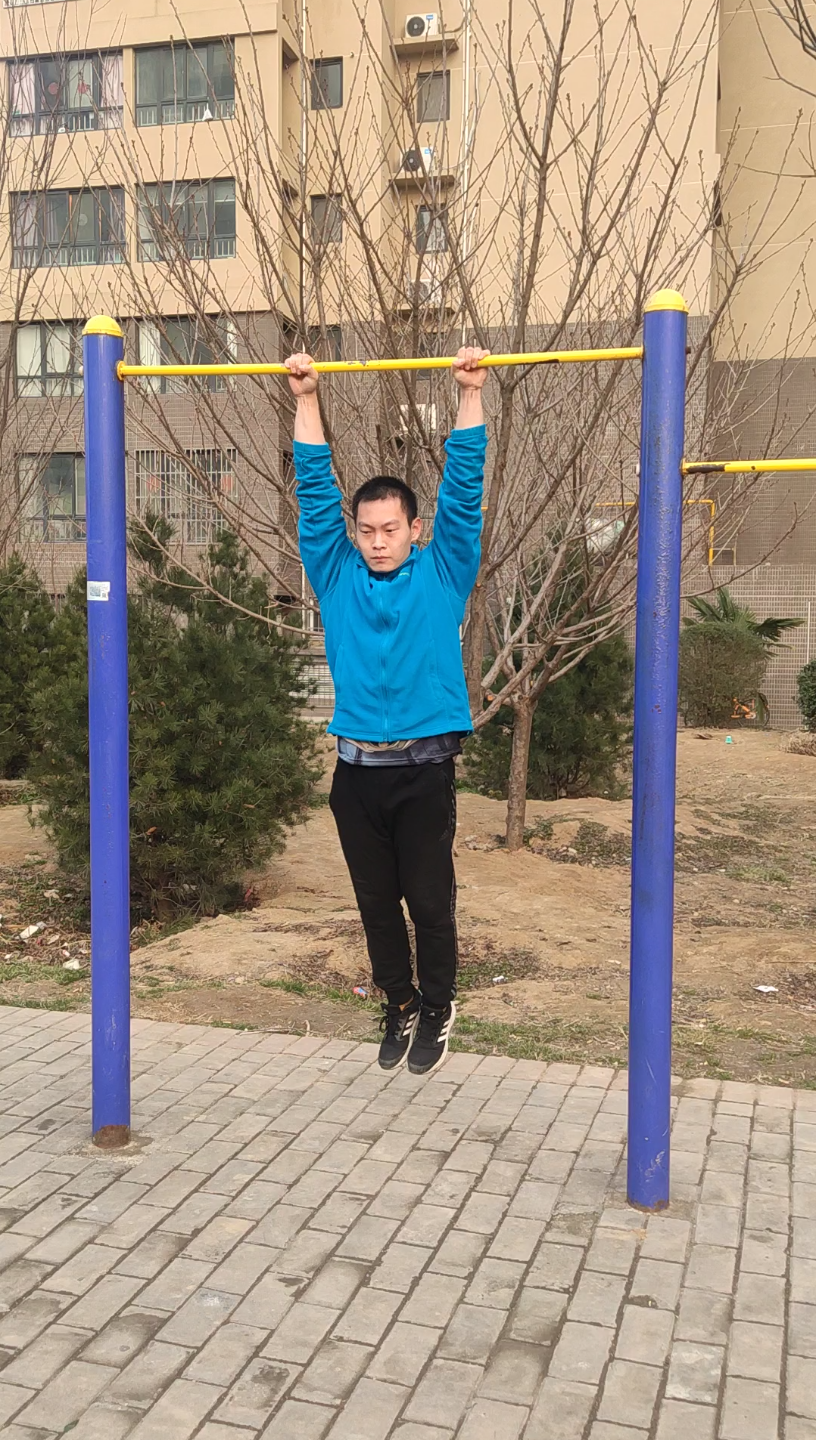 街健萌新的双力臂