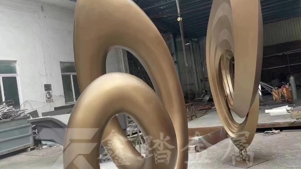 不锈钢异形雕塑 仿铜不锈钢扭弧雕塑 抽象艺术不锈钢雕塑 户外不锈钢