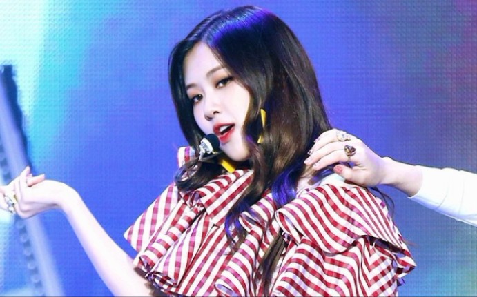 [图]ROSÉ朴彩英(BLACKPINK)—'As If It's Your Last(像最后一样)' 170708 音乐中心