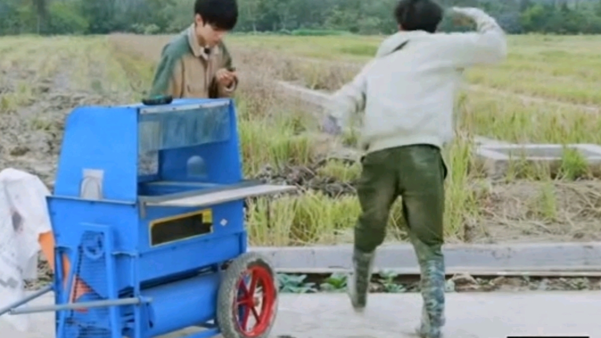 打谷机启动1.0"理论方面再蓄蓄力"