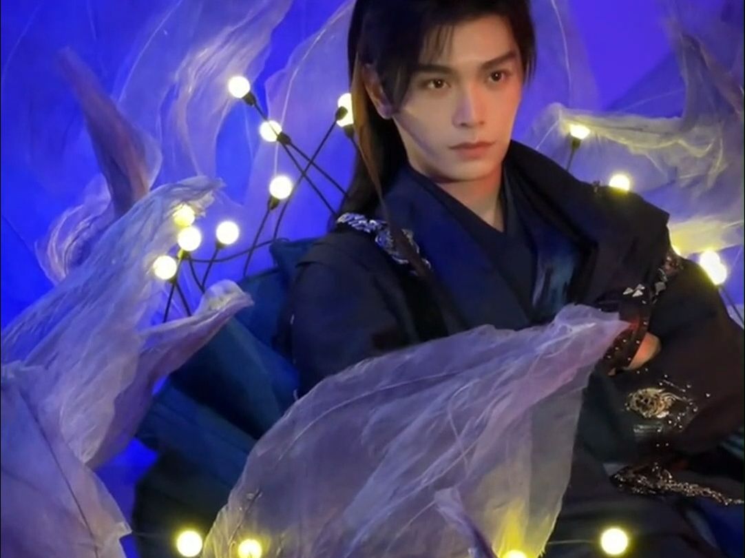 丁禹兮一款整容式演技的帅哥 他真的很帅