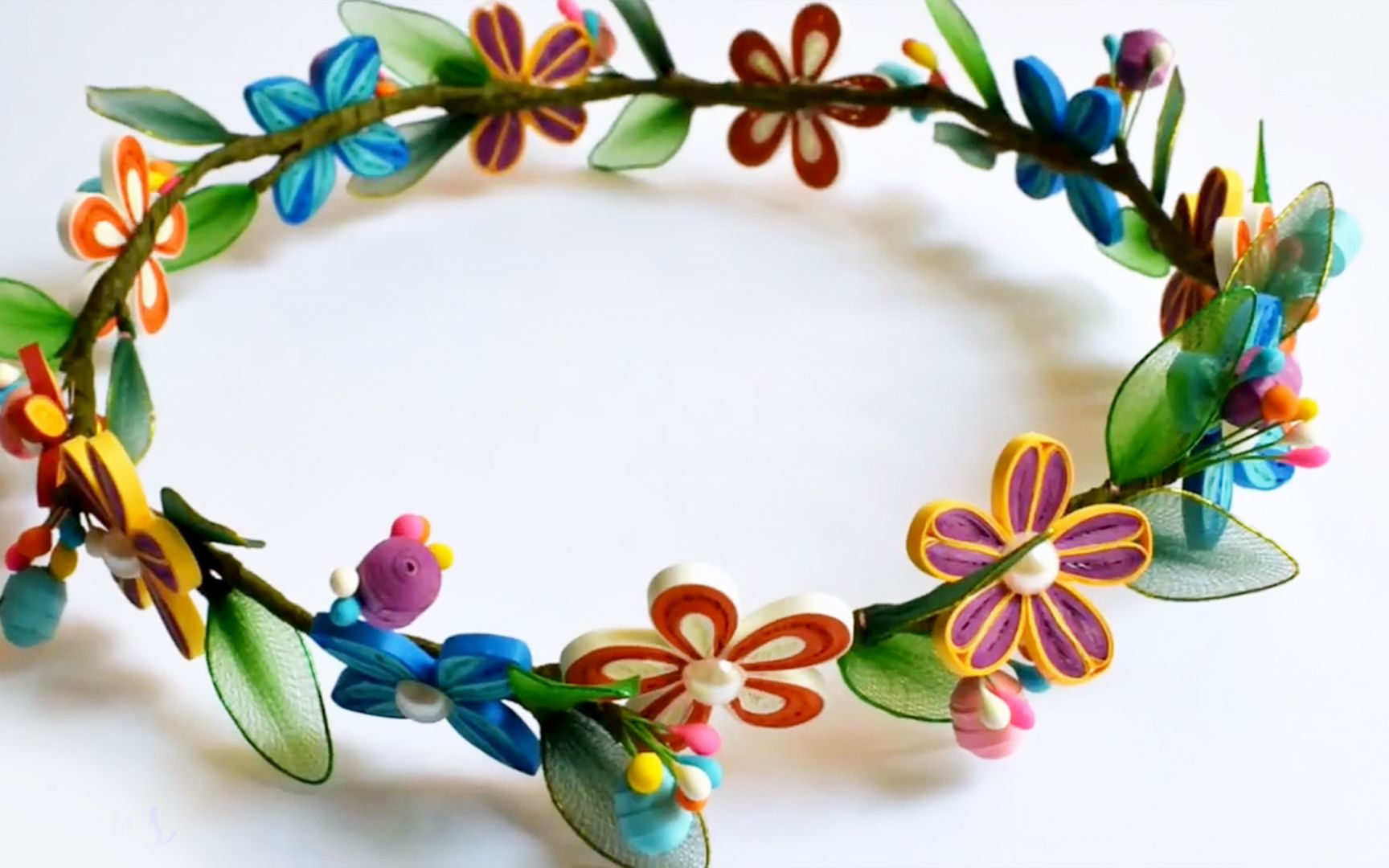 创意纸艺手工教程——衍纸做漂亮的花环教程