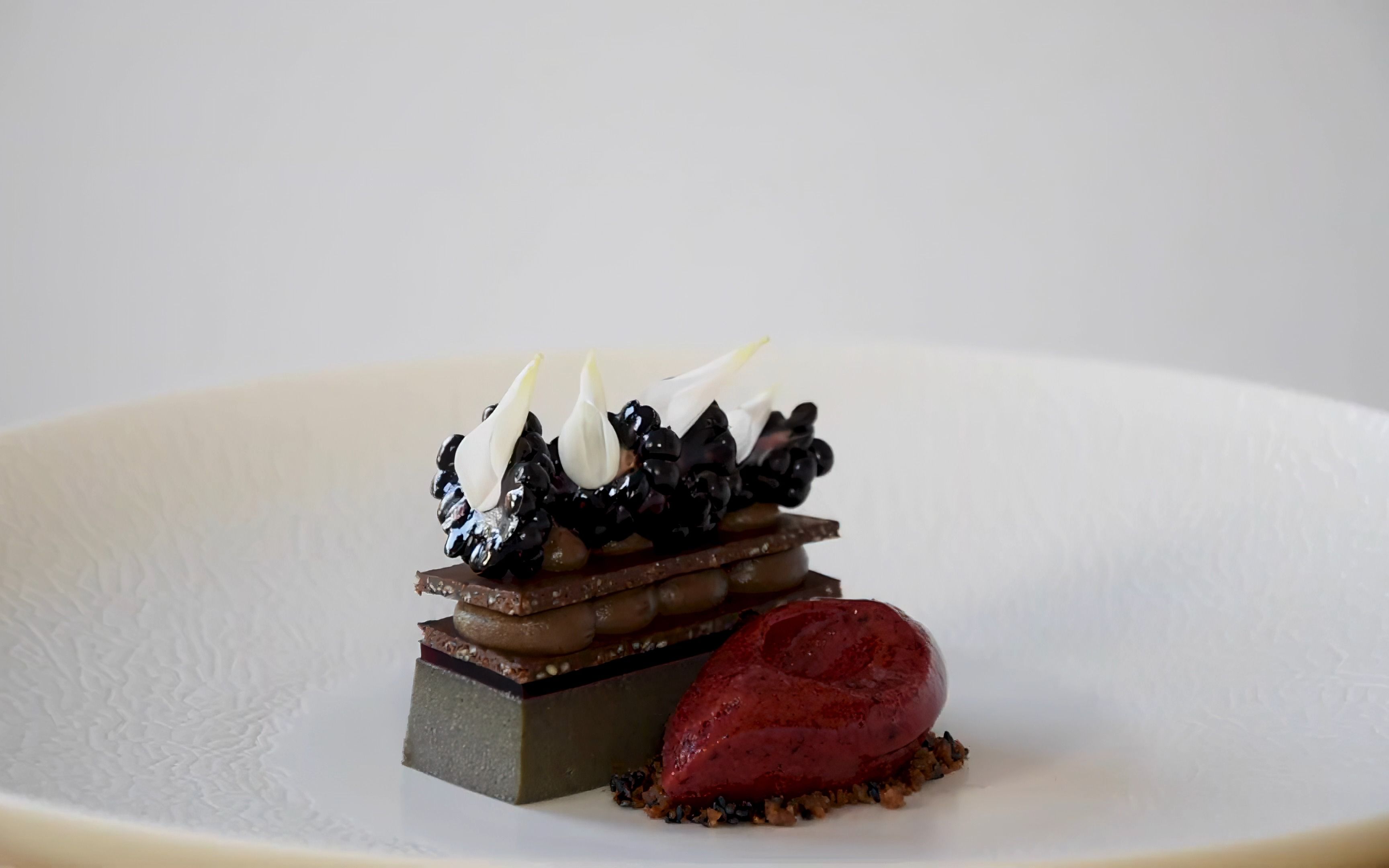 【jules cooking 美食教学中英双字幕】黑芝麻慕斯蛋糕甜品,黑巧克力