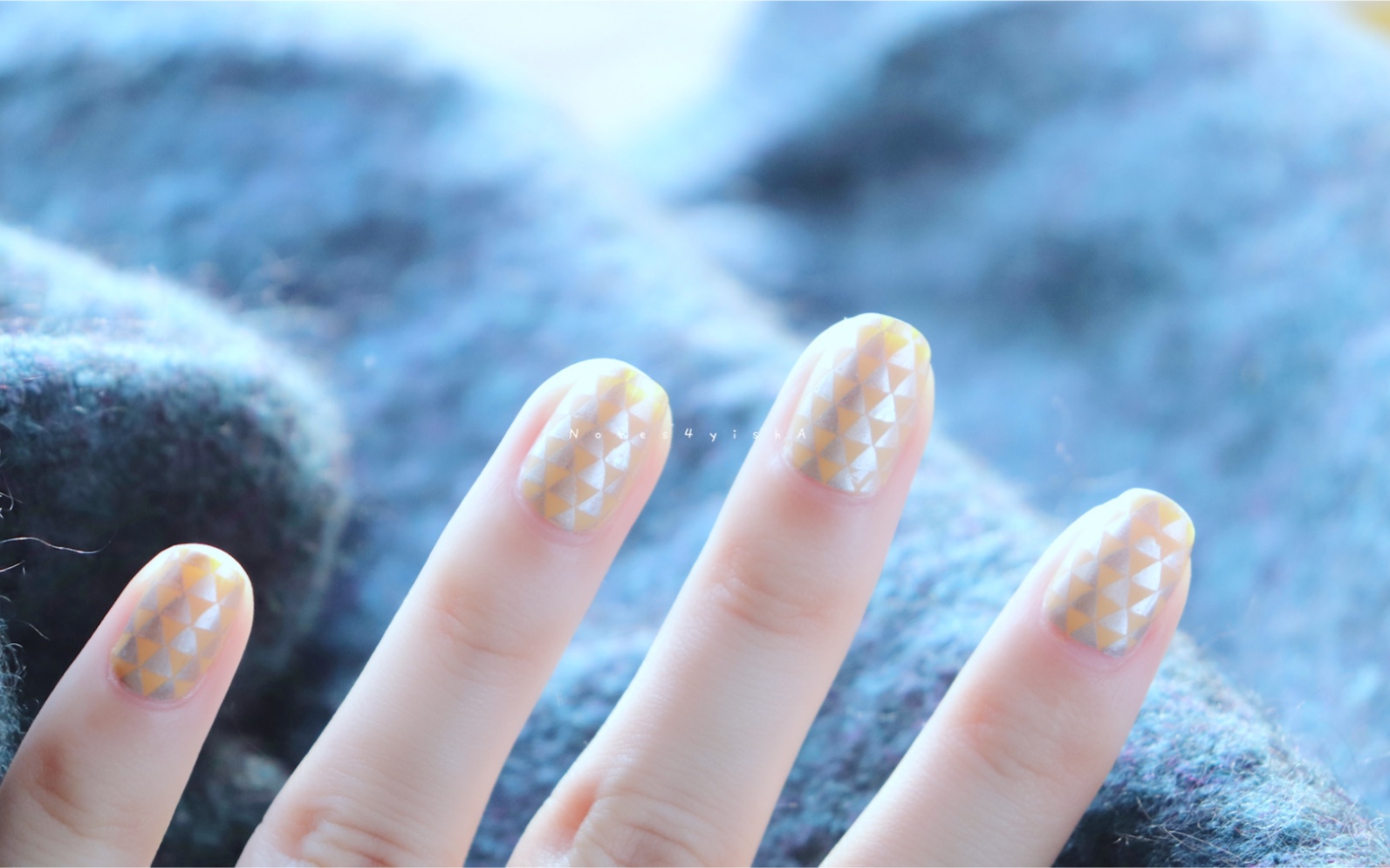 【ColorsOnMyNails】|灰黄几何|灵感:2021流行色哔哩哔哩bilibili