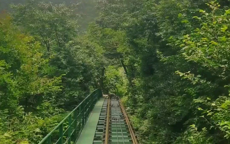 庐山三叠泉小火车啦啦啦啦啦