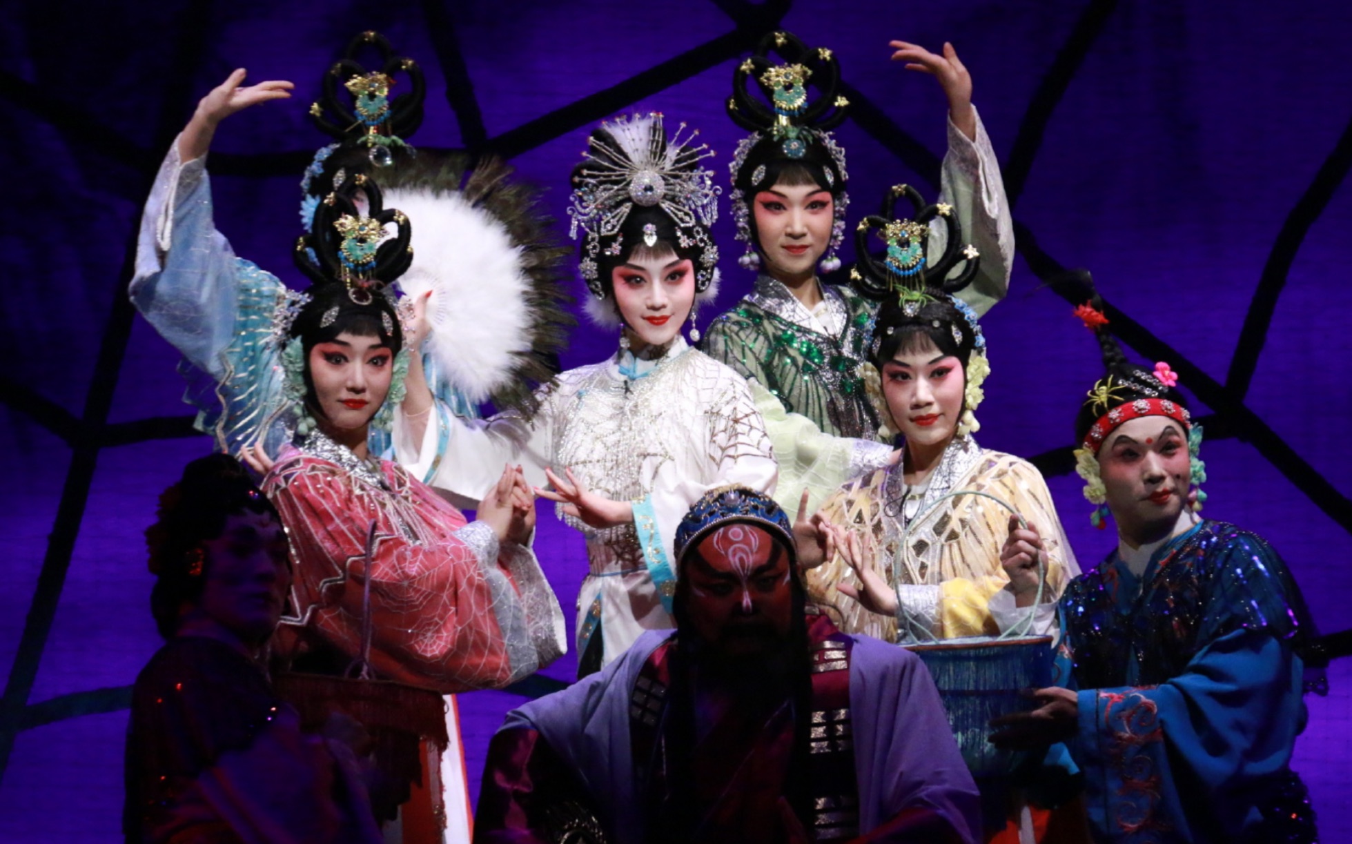 盘丝洞〔南梆子〕【酒初消齐向花间闹】王梦婷_哔哩哔哩 (゜-゜)つロ