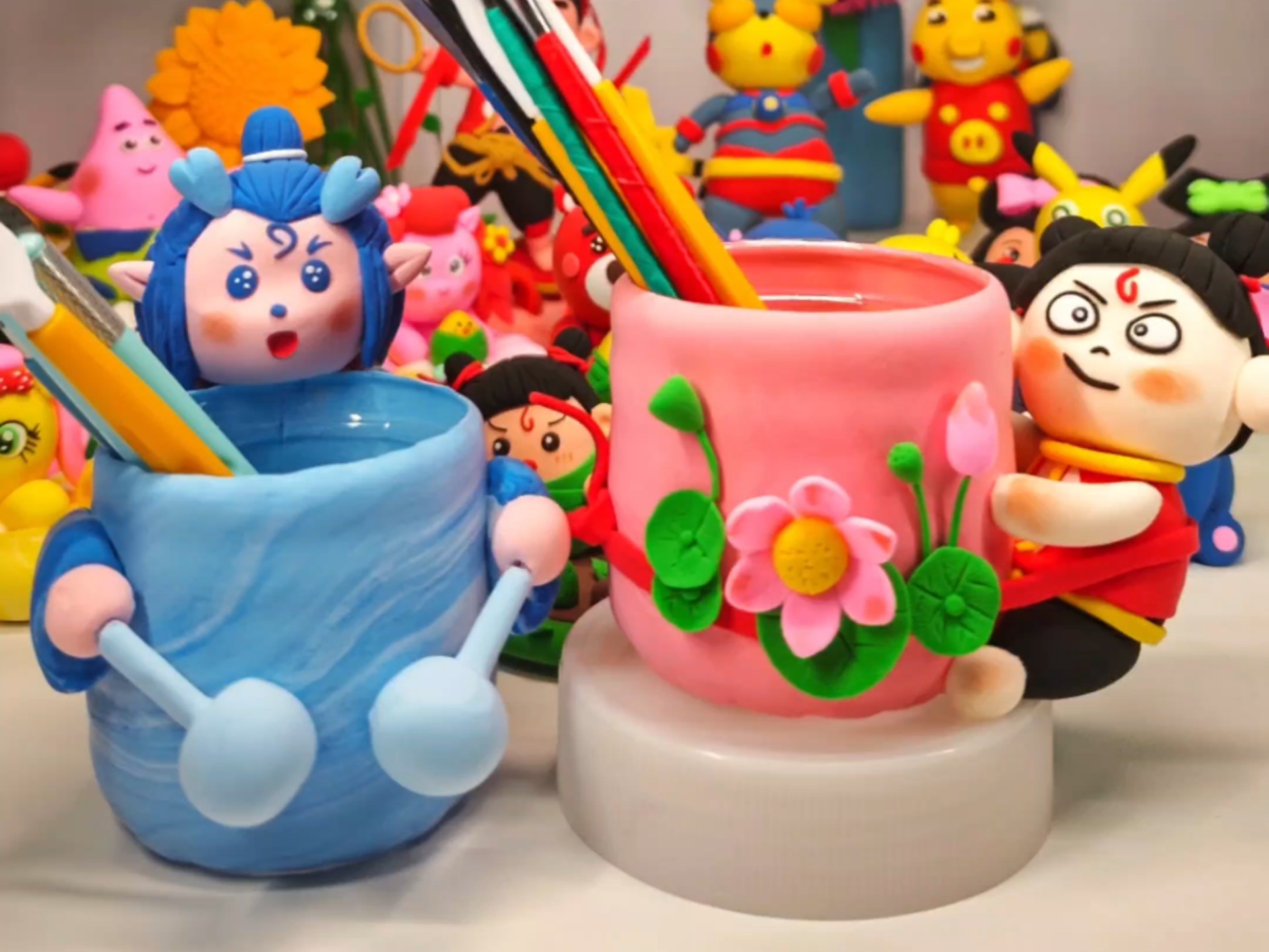 用塑料瓶做的哪吒敖丙笔筒也太帅了!六一必看手作教程!