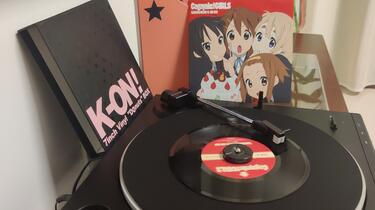 轻音少女黑胶唱片けいおんK-ON! 7inch Vinyl “Donuts” BOX（非内录）_