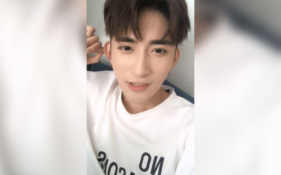 南夕// 微博故事合集 (截至05/06) 完_哔哩哔哩 (゜-゜)つロ 干杯