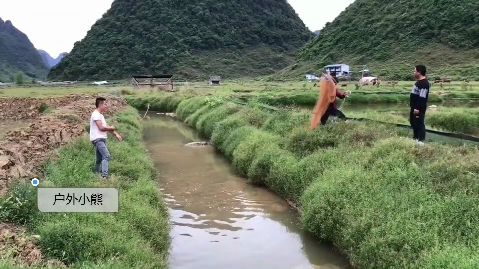 抖音网红手撒网,看似简单的很,但是真正上手没几个人会哔哩哔哩bilibili