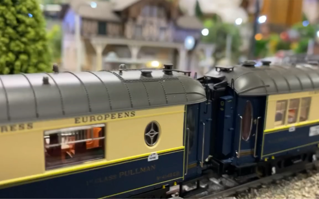 马克林火车模型东方快车!