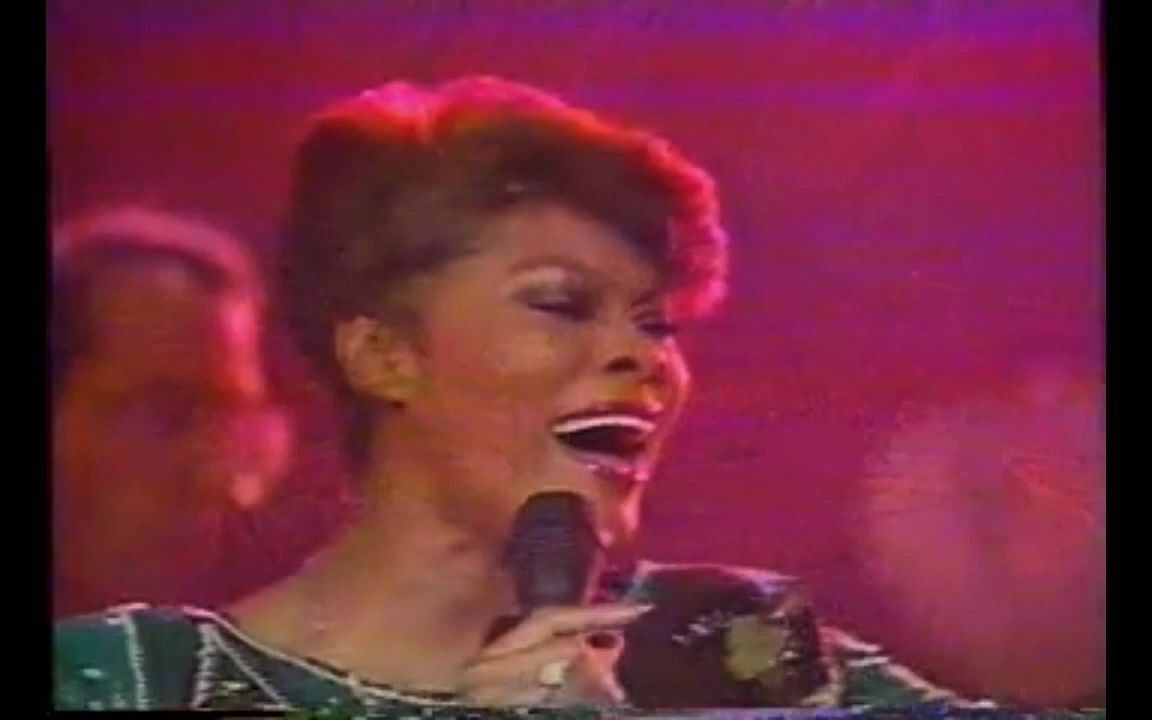 [图]【翻唱表妹惠特尼名曲】Dionne Warwick - How Will I Know (Live 1985 SOLID GOLD)