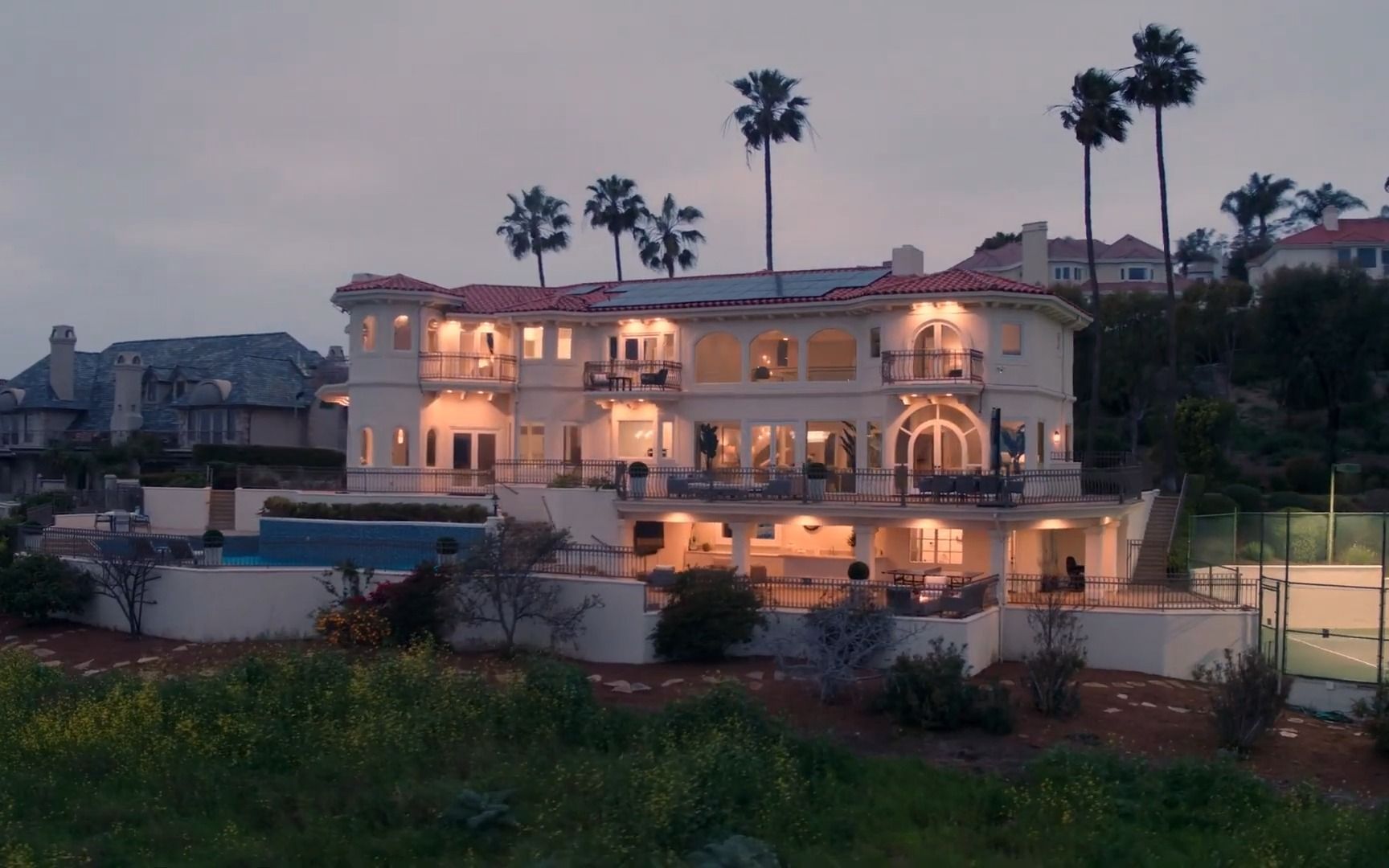 南加州一栋山顶海景大豪斯