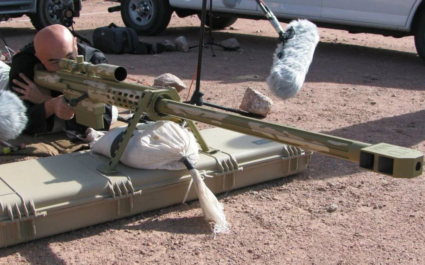 【科普哏】一枪就能干翻坦克的美国狙击炮——anzio 怪兽,到底有哪些