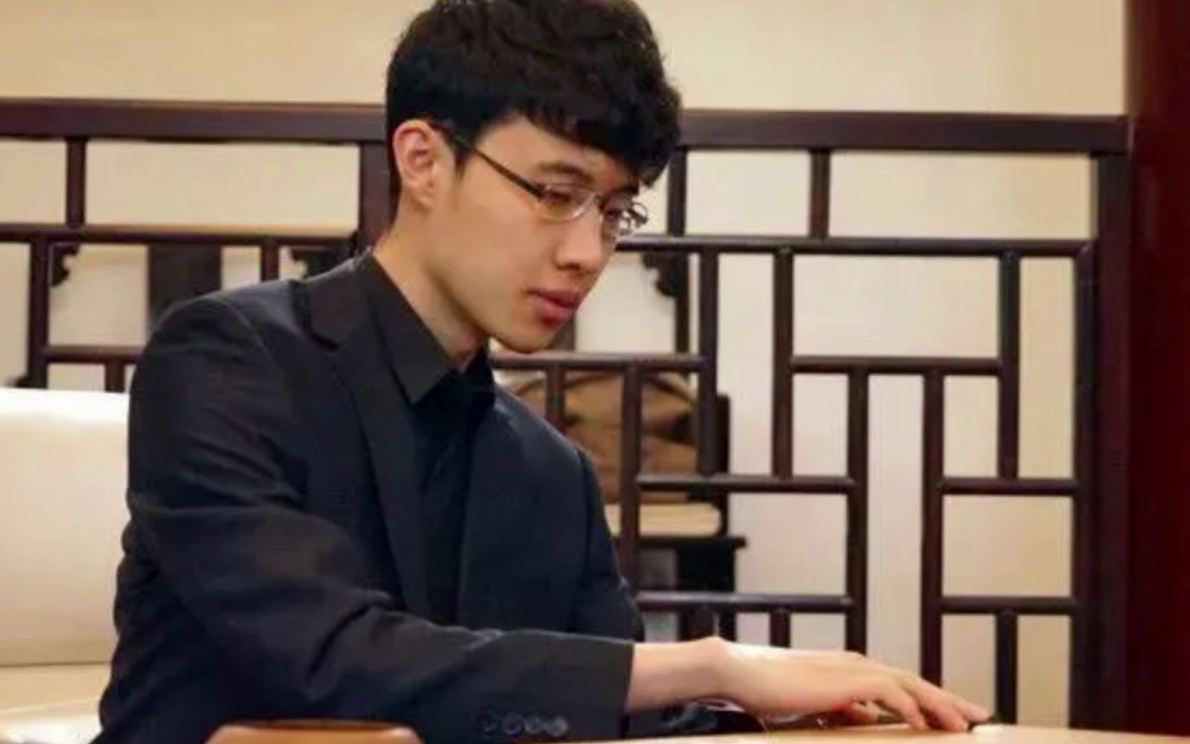 榜样!杨楷文,精心谋划,黑马的力量,首战力压连笑!