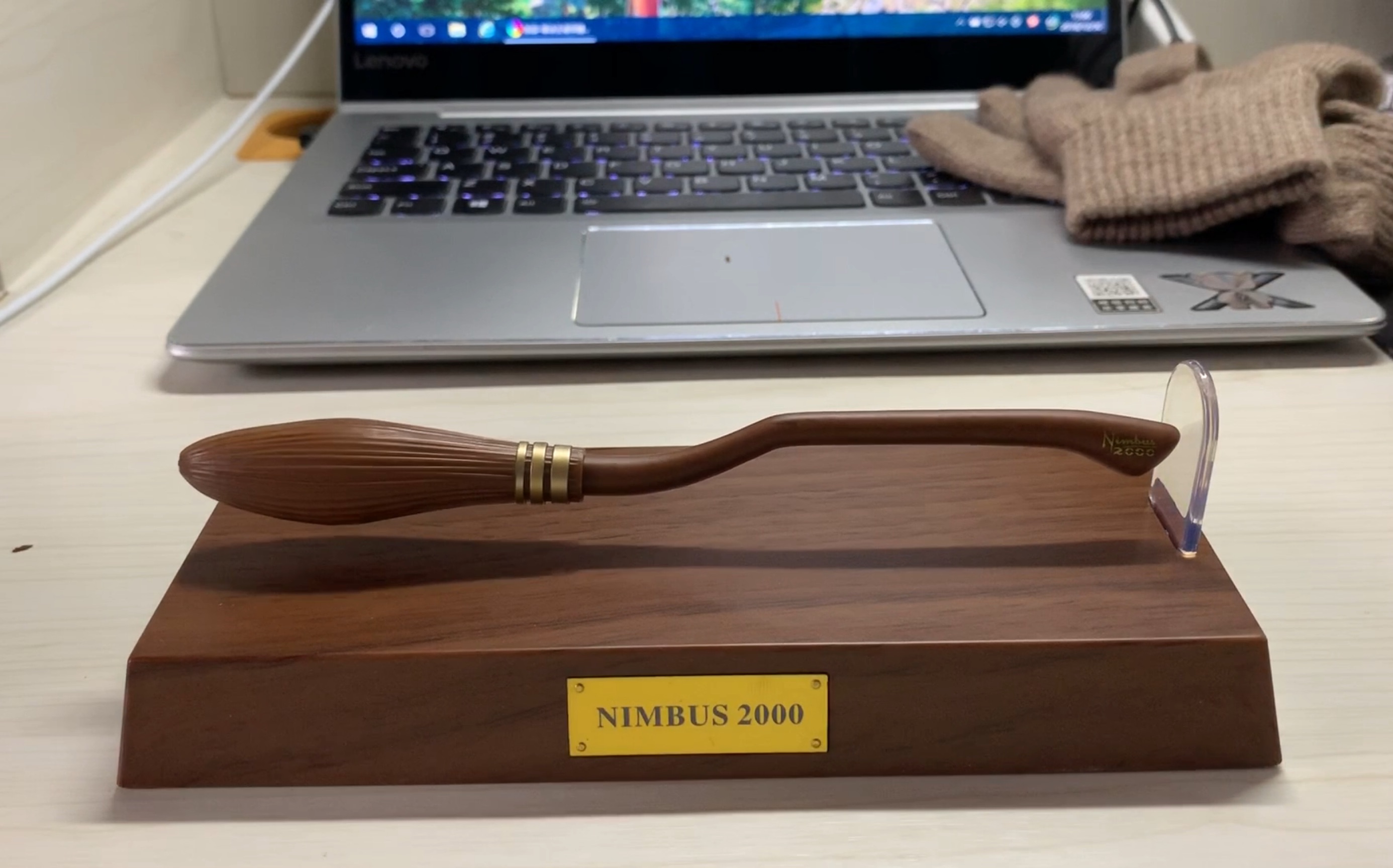 哈利波特周边光轮2000悬浮笔开箱