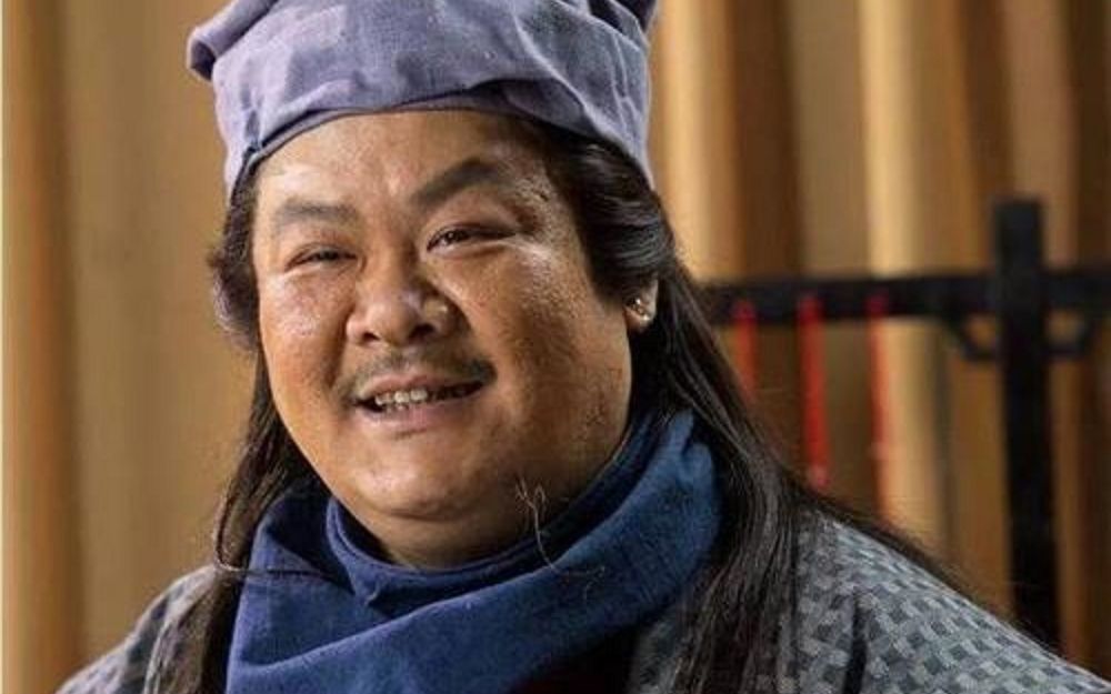 半个香港电影圈吃饭问题,都是我解决的!