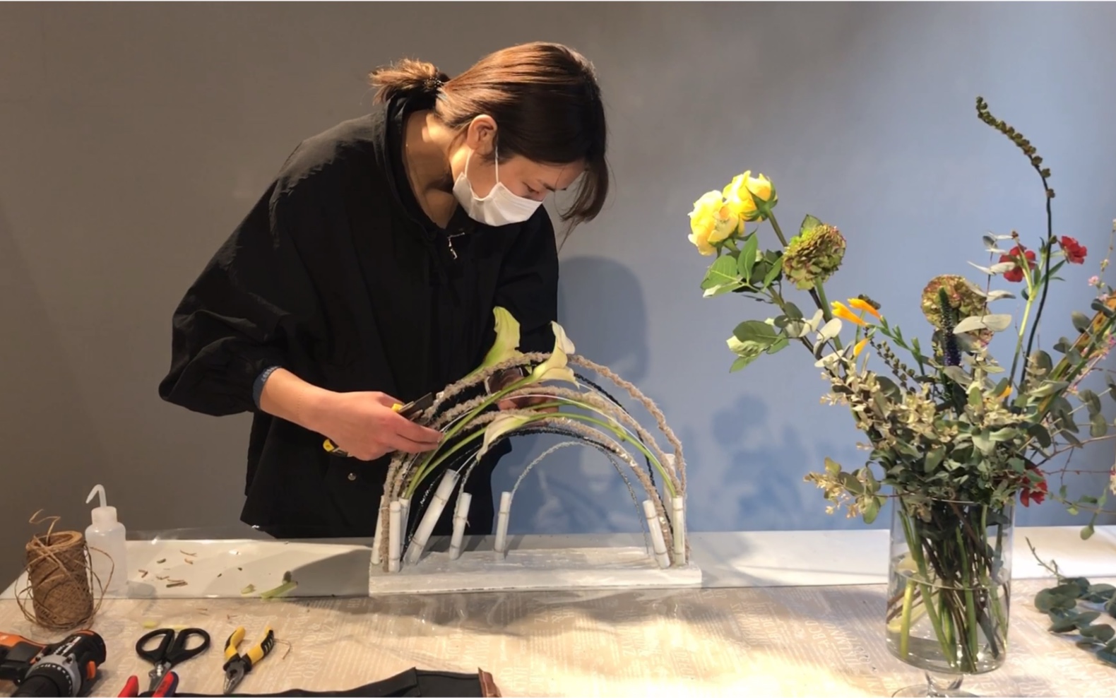 拱形 铁丝架构花艺