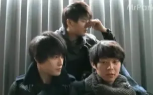 Download Video: 【金俊秀】110109 Happy_new_year_from_JYJ（oh 俊俊）