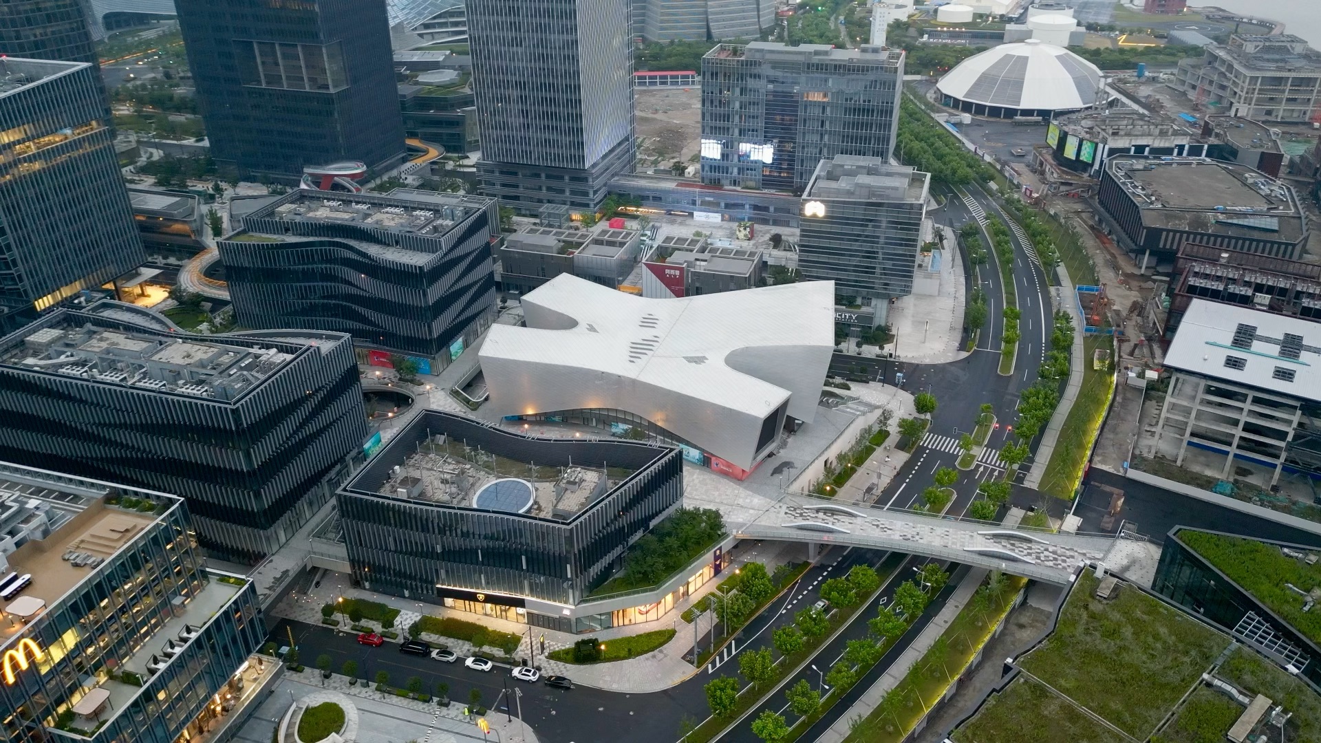 徐汇滨江西岸梦中心1