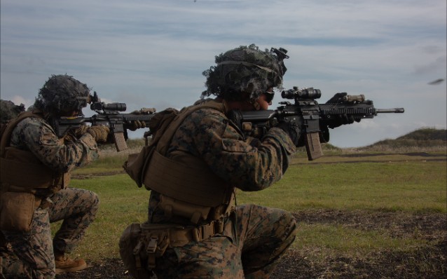 美国海军陆战队3师3团2营步枪实弹射击训练