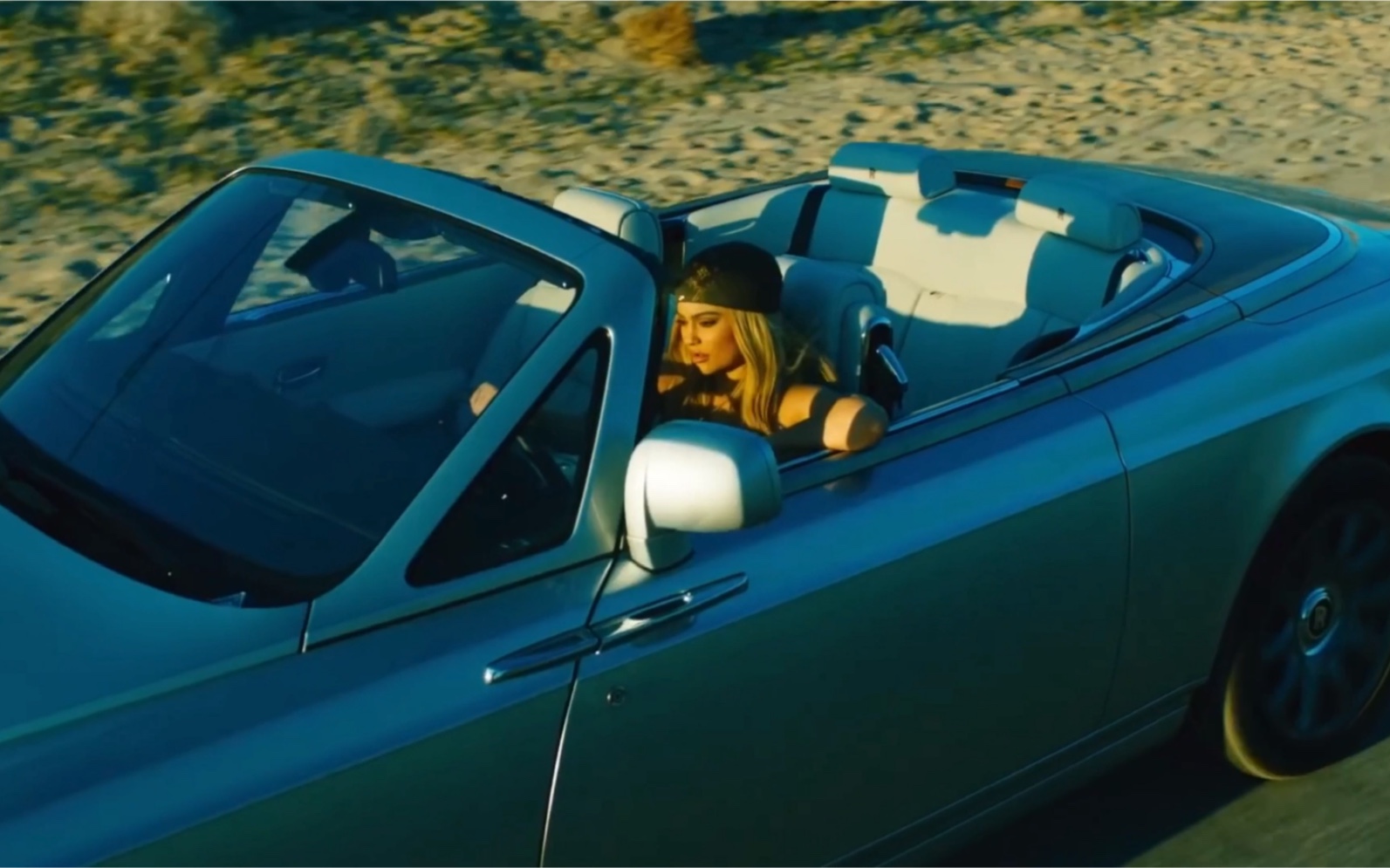 kyliejenner有多少人是因为这个广告喜欢上这首歌的