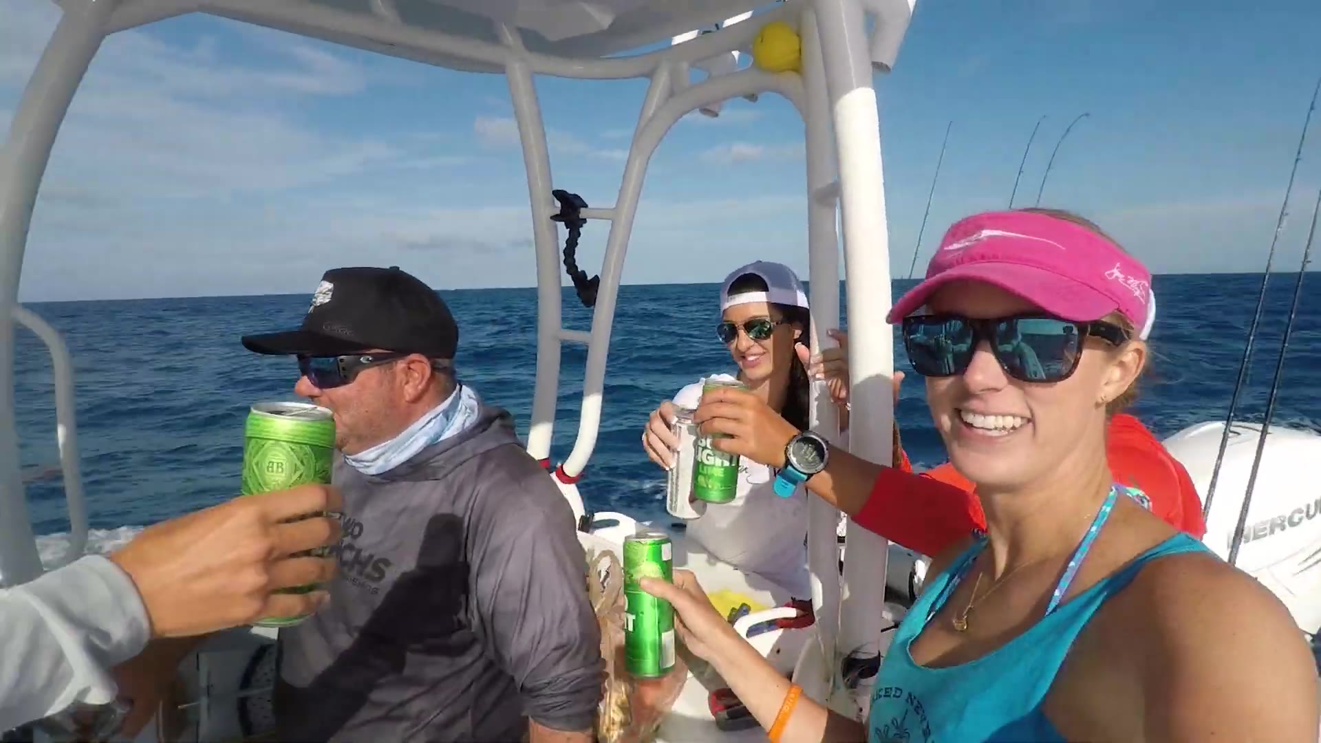 [搬] vicky stark 钓鲷鱼和拍摄两个海螺 - 第1天_哔哩哔哩 (゜-゜)つ