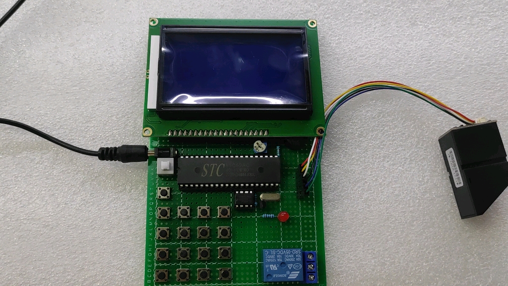 基于51单片机指纹密码锁设计指纹解锁开锁门禁管理系统设计as608指纹