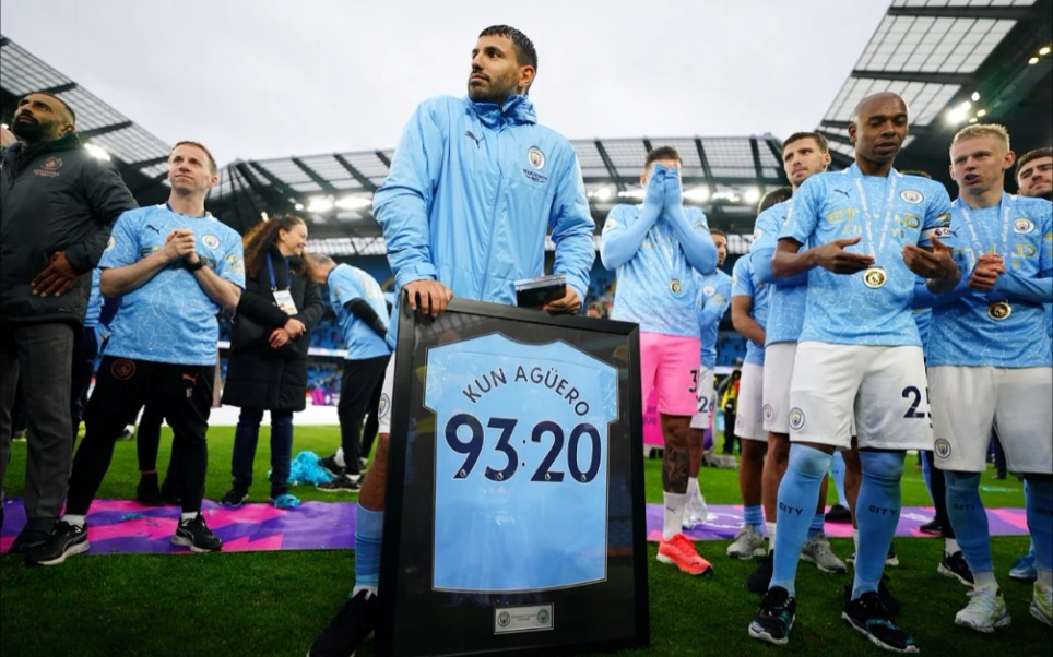 难舍阿奎罗 阿奎罗告别仪式