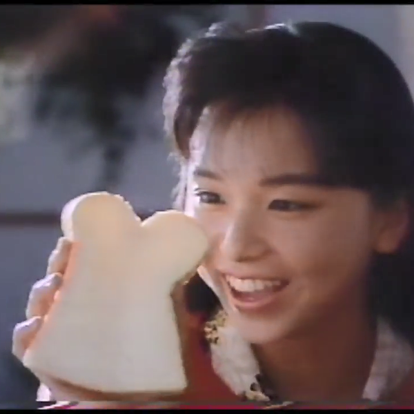 山口智子】ヤマザキ ｢春の食パンセール／ソフトチーズ & ダブル