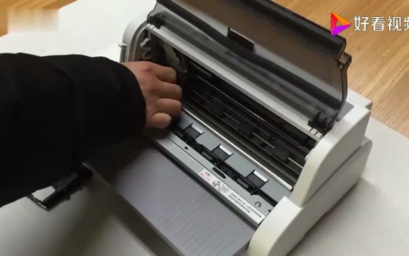 OKI5100F色带架安装教程