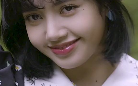 来欣赏#五花肉cp的逆天颜值#海伦 #游山恋