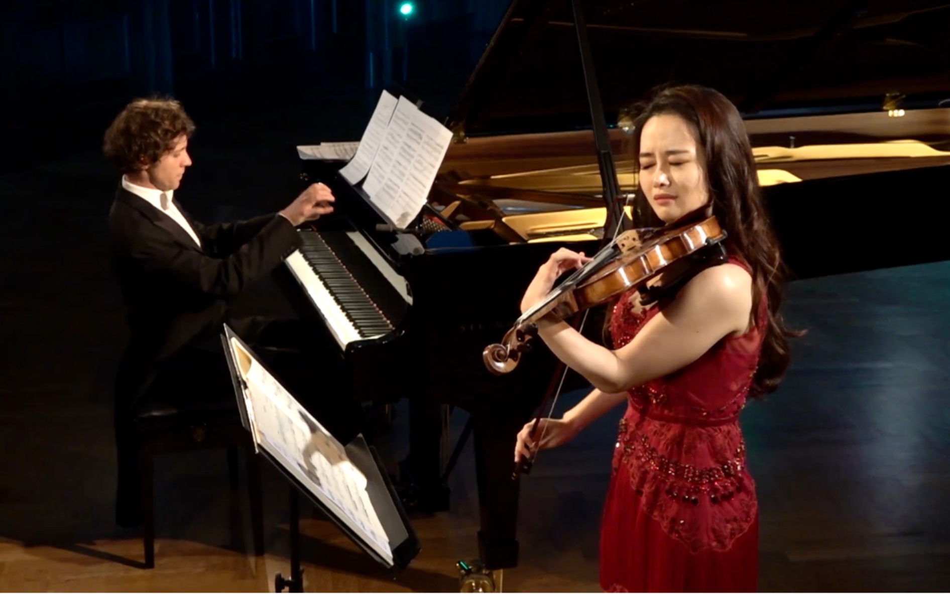 [图]金本索里 & 小提琴·肖邦-降E大调夜曲 Chopin：Nocturne E-flat major Op.9 No.2/Bomsori Kim & Violin