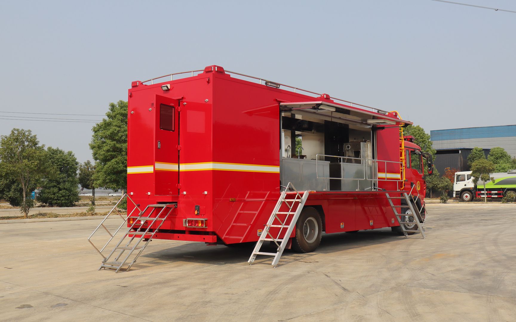 豪沃应急保障炊事车